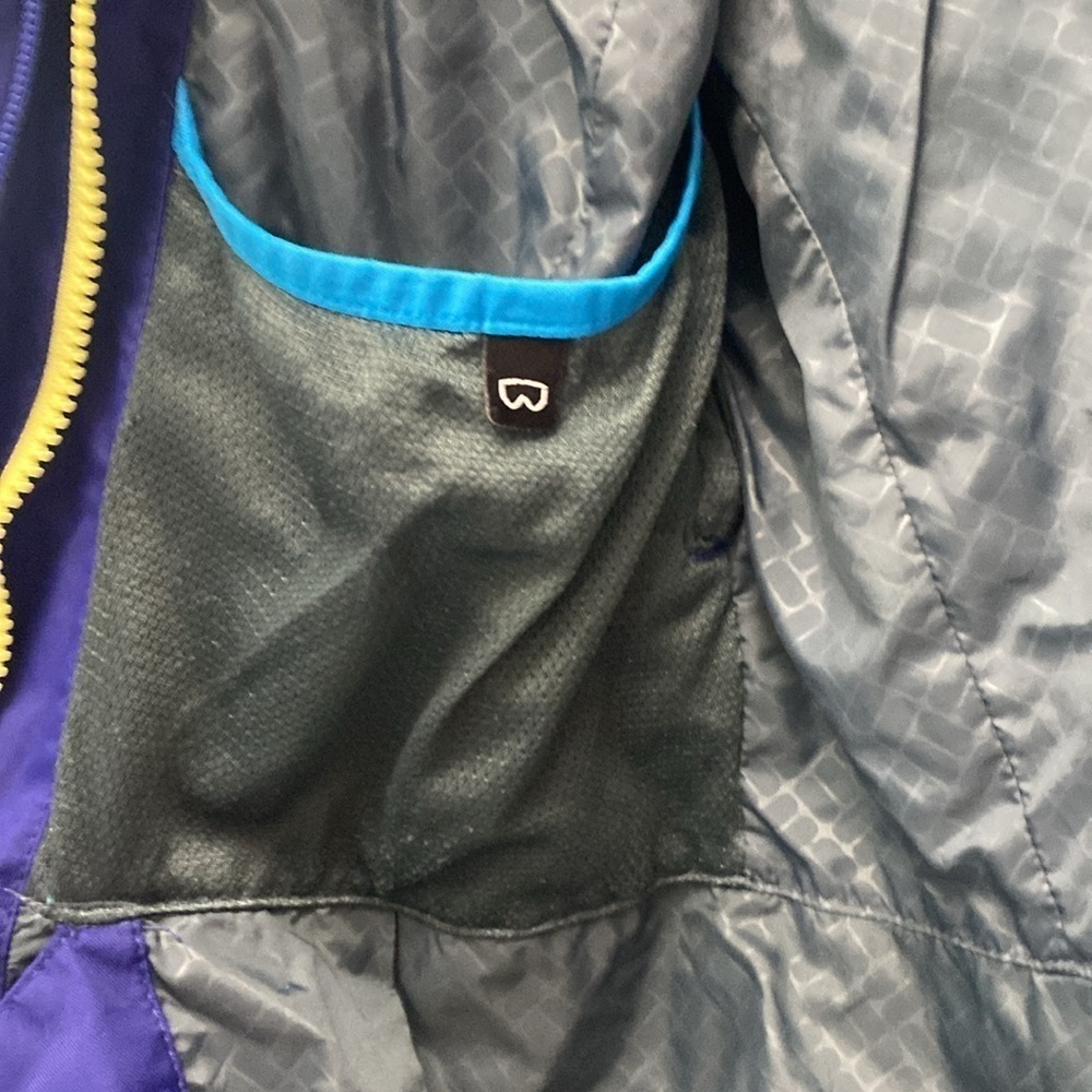 Columbia interchange Omni-tech waterproof hooded jacket Size medium - Picture 10 of 16